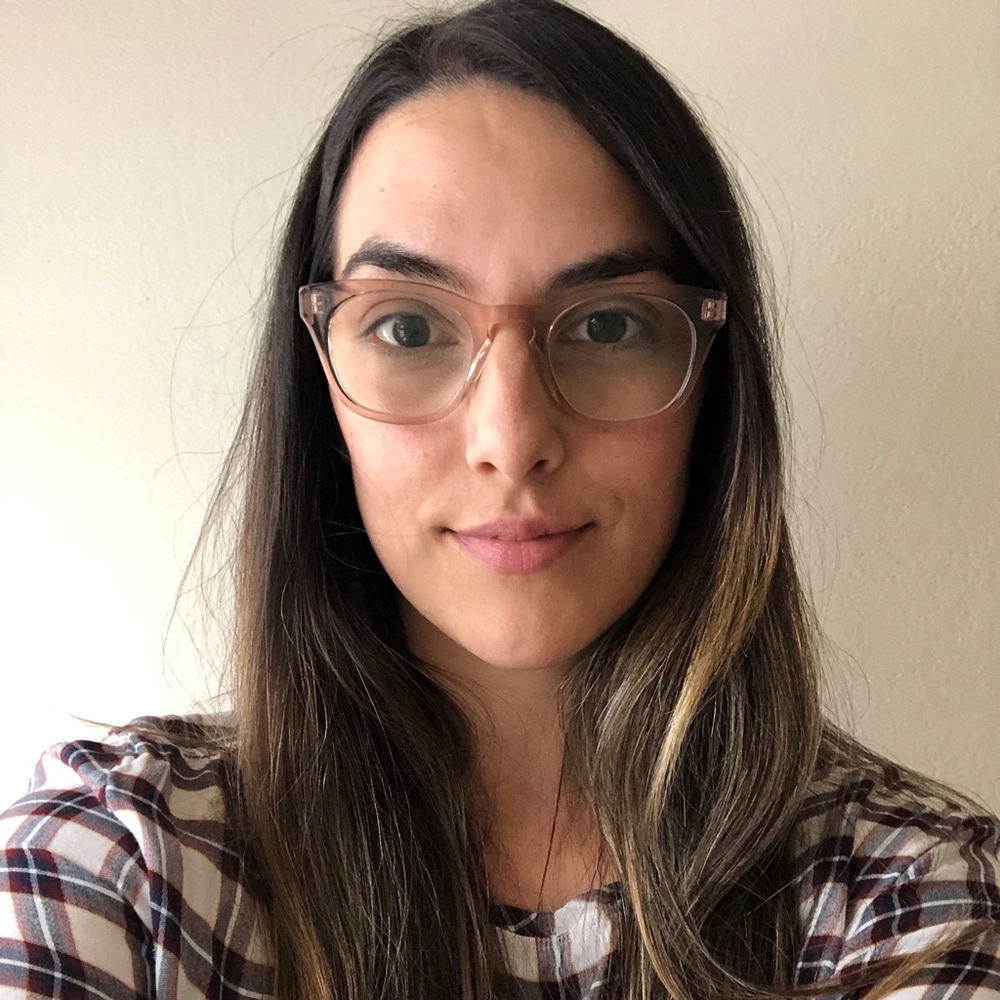 Meet your Posher, Alicia